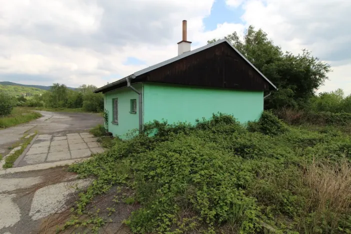 Prodej komerčního pozemku, Dubí, 30339 m2