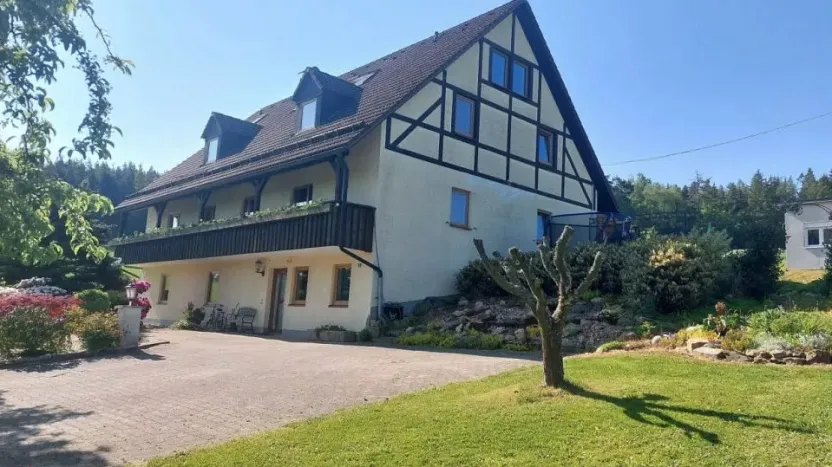 Prodej rodinného domu, Neualbenreuth,Německo, 2136 m2