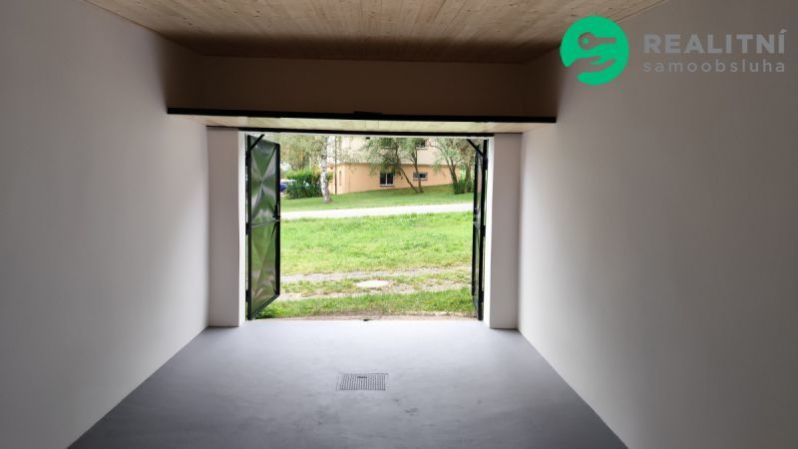 Prodej garáže, Mníšek pod Brdy, Řevnická, 22 m2