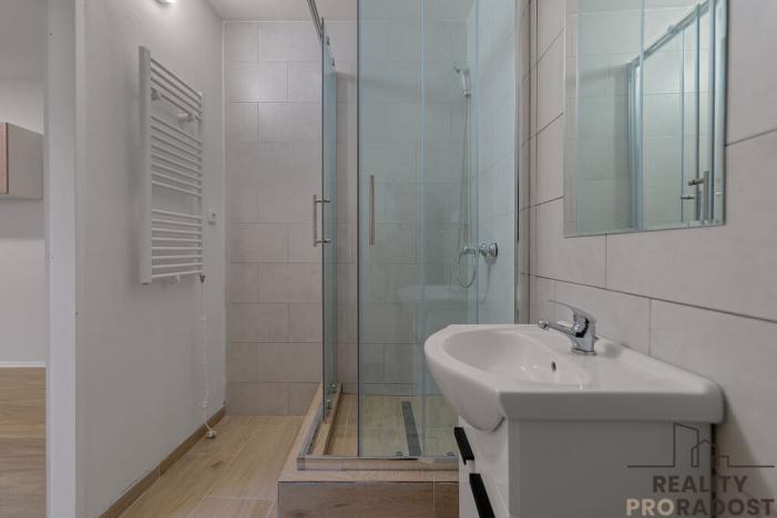 Pronájem bytu 2+kk, Znojmo, Kollárova, 59 m2