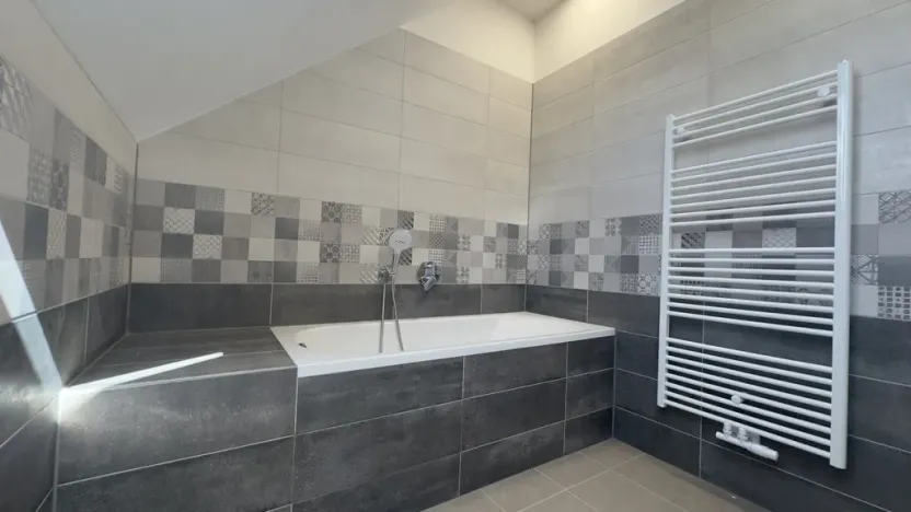 Prodej bytu 4+kk, Hluboká nad Vltavou - Purkarec, 120 m2