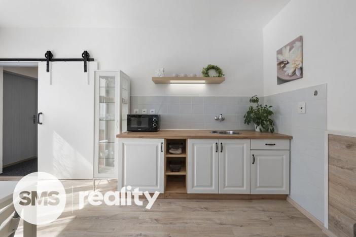 Prodej ubytování, Bouzov, 220 m2