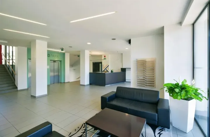 Pronájem kanceláře, Praha - Strašnice, U nákladového nádraží, 259 m2