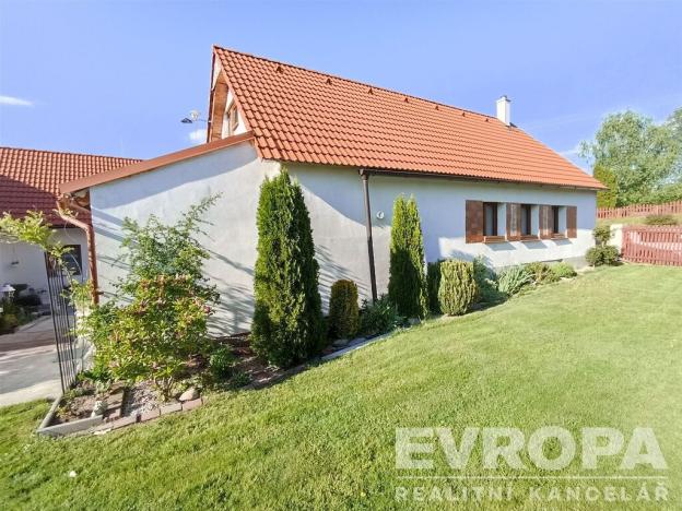 Prodej rodinného domu, Kozlovice, 176 m2