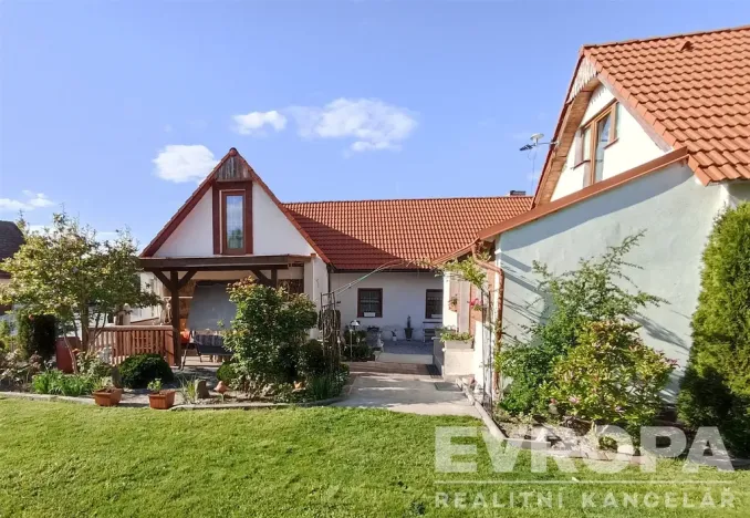 Prodej rodinného domu, Kozlovice, 176 m2