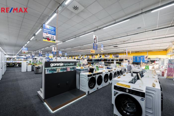 Prodej obchodního prostoru, Ústí nad Labem - Všebořice, Podhoří, 1714 m2