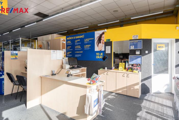 Prodej obchodního prostoru, Ústí nad Labem - Všebořice, Podhoří, 1714 m2