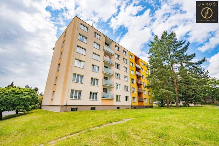 Prodej bytu 4+1, Karlovy Vary - Bohatice, Kpt. Nálepky, 83 m2