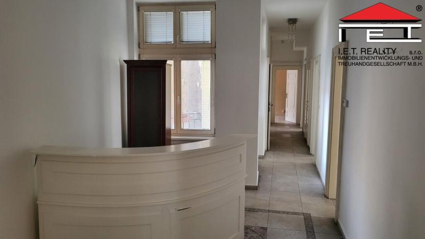 Pronájem kanceláře, Ostrava - Moravská Ostrava, Čs. legií, 185 m2