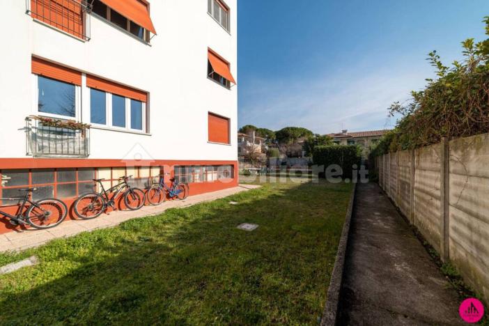 Prodej bytu 4+kk, Via san quirino, Pordenone, Friuli-venezia-giulia, Itálie, 94 m2