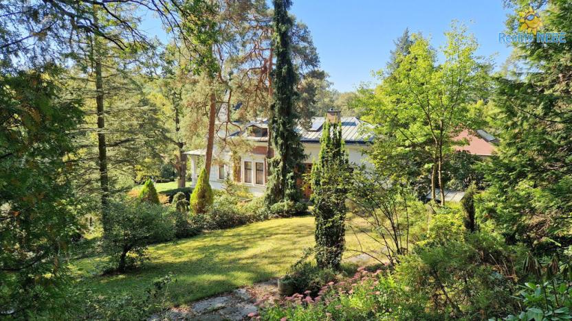 Prodej rodinného domu, Praha - Hodkovičky, V lučinách, 407 m2