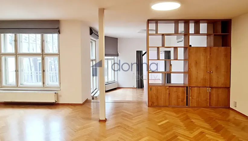 Pronájem kanceláře, Praha, Senovážné náměstí, 203 m2