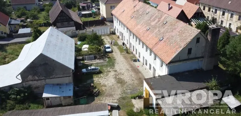 Prodej komerční nemovitosti, Ploskovice - Těchobuzice, Těchobuzice, 1180 m2