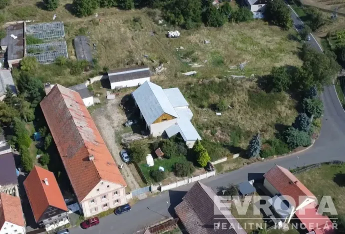 Prodej komerční nemovitosti, Ploskovice - Těchobuzice, Těchobuzice, 1180 m2