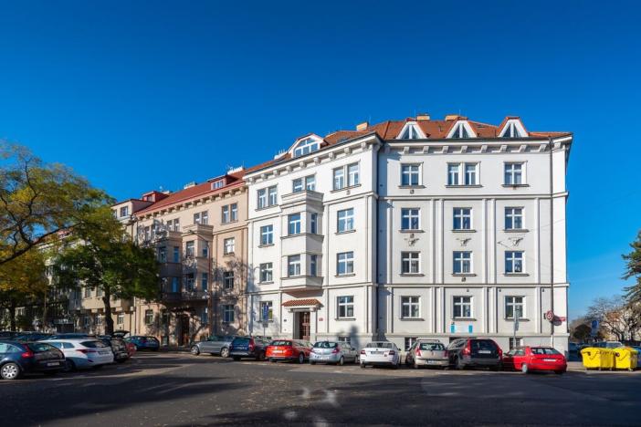 Pronájem kanceláře, Praha - Bubeneč, Puškinovo náměstí, 91 m2