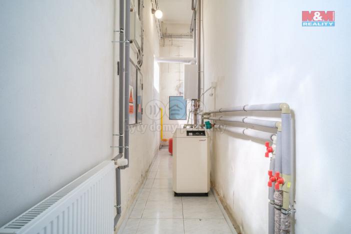 Pronájem výrobních prostor, Kadaň, Polní, 1200 m2