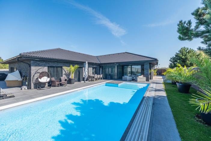 Prodej rodinného domu, Opolany - Oškobrh, 241 m2