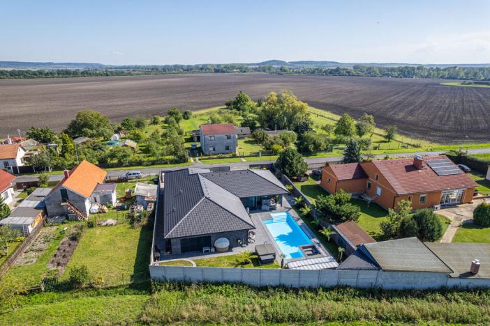 Prodej rodinného domu, Opolany, 241 m2