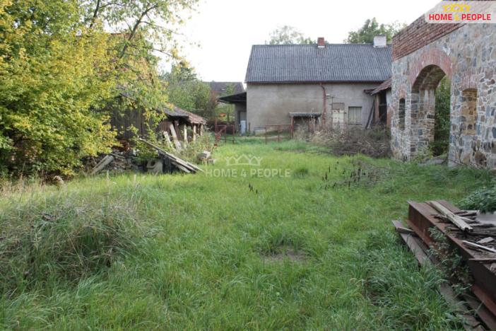 Prodej historického objektu, Bystřice, Ješutovo náměstí, 673 m2