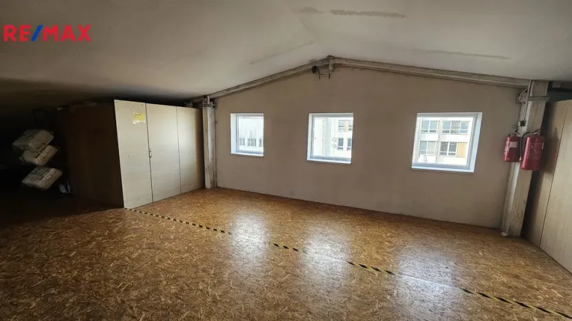 Pronájem obchodního prostoru, Strakonice - Strakonice I, Heydukova, 1280 m2