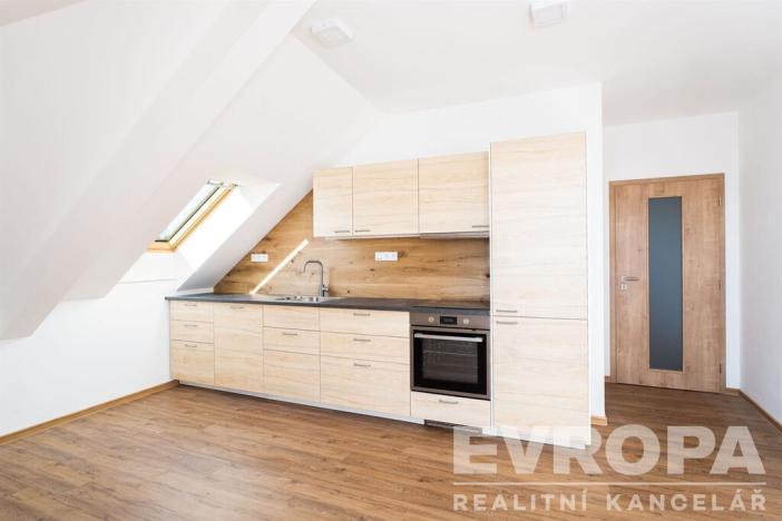 Prodej bytu 2+kk, Vrchlabí, Krkonošská, 60 m2