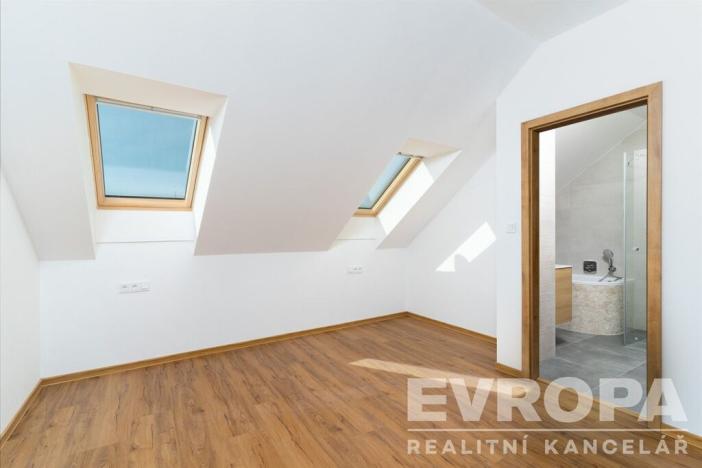 Prodej bytu 2+kk, Vrchlabí, Krkonošská, 60 m2