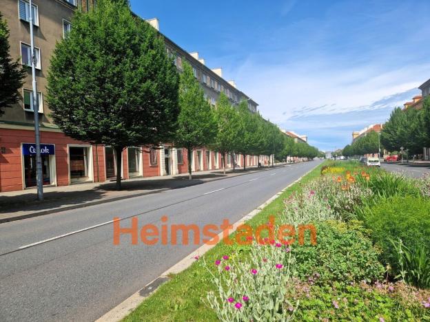 Pronájem obchodního prostoru, Havířov - Město, Hlavní třída, 84 m2