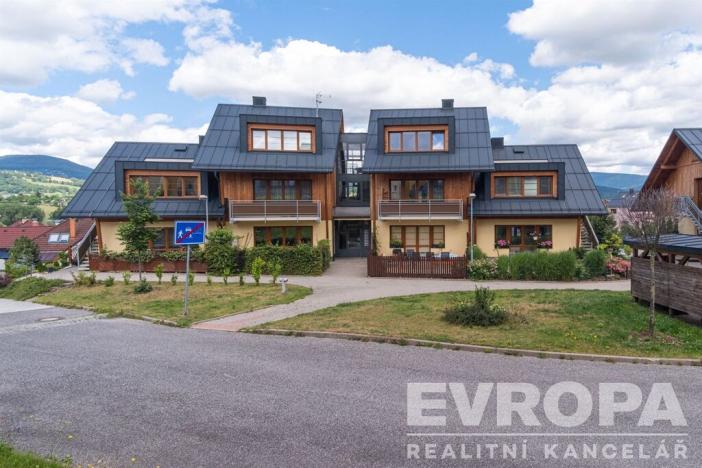 Pronájem bytu 3+kk, Vrchlabí, Na Výšině, 70 m2