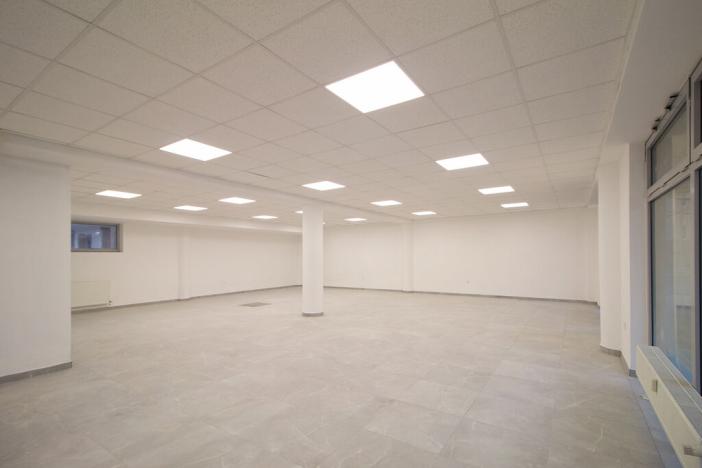 Pronájem obchodního prostoru, Chodov, náměstí ČSM, 180 m2