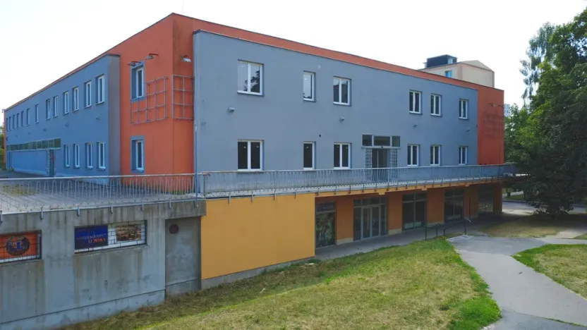 Pronájem obchodního prostoru, Chodov, náměstí ČSM, 180 m2