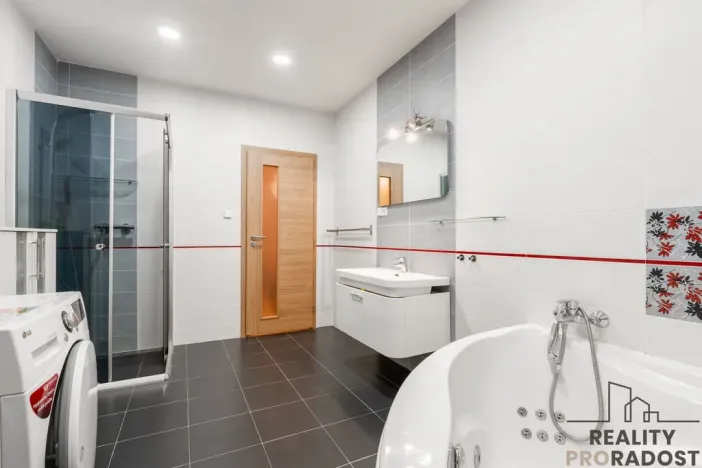 Prodej rodinného domu, Lom, Alšova, 137 m2