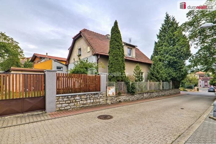 Prodej rodinného domu, Praha - Lochkov, 320 m2