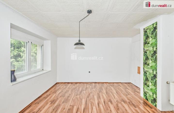 Prodej rodinného domu, Praha - Lochkov, K úvozu, 320 m2