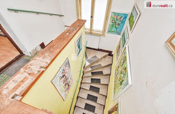 Prodej rodinného domu, Praha - Lochkov, K úvozu, 320 m2