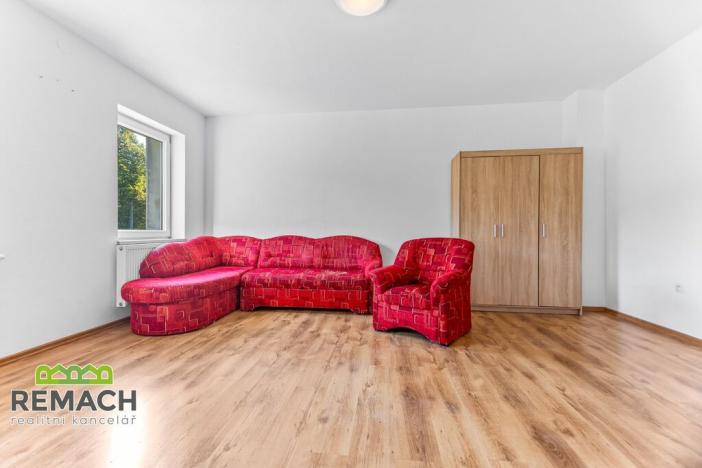 Pronájem bytu 2+kk, Hronov - Velký Dřevíč, 50 m2