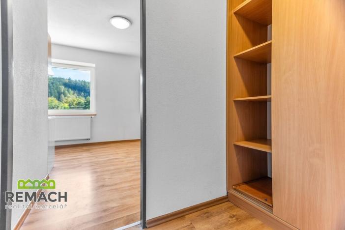 Pronájem bytu 2+kk, Hronov - Velký Dřevíč, 50 m2