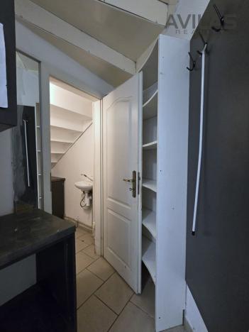 Pronájem obchodního prostoru, Benešov, Vnoučkova, 16 m2