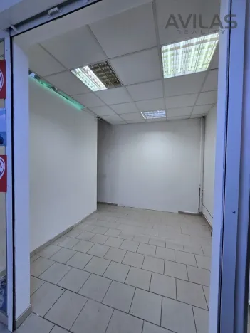 Pronájem obchodního prostoru, Benešov, Vnoučkova, 16 m2