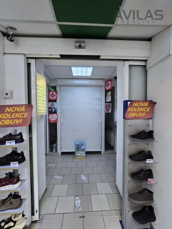 Pronájem obchodního prostoru, Benešov, Vnoučkova, 16 m2