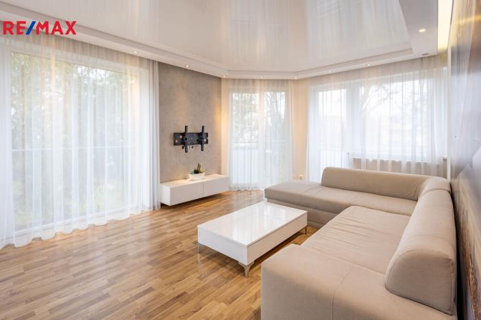 Prodej bytu 3+1, Karlovy Vary - Doubí, Spálená, 83 m2