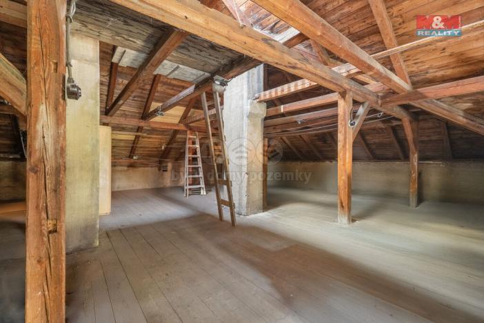 Prodej rodinného domu, Horní Police, 9. května, 276 m2