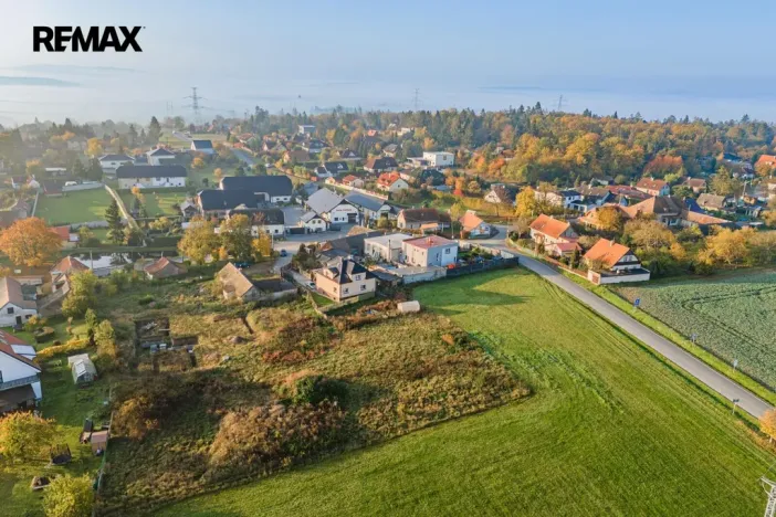Prodej pozemku pro bydlení, Březová-Oleško - Březová, Hlavní, 4997 m2