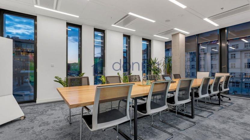 Pronájem kanceláře, Praha - Vokovice, Evropská, 282 m2