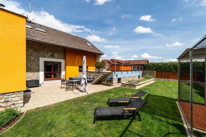 Prodej rodinného domu, České Budějovice, 261 m2