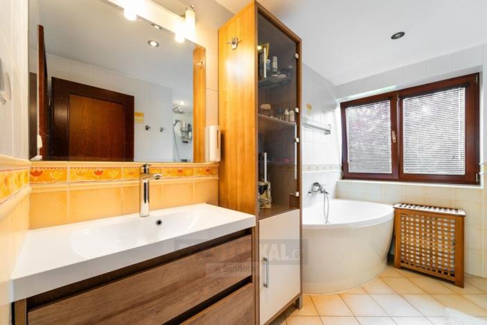 Prodej rodinného domu, České Budějovice, 261 m2