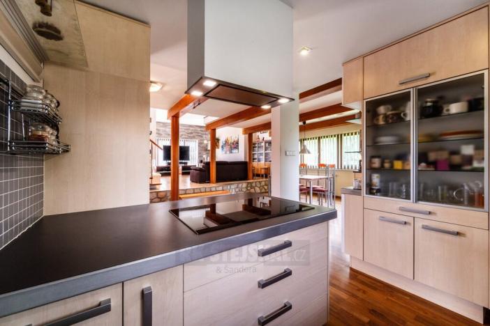 Prodej rodinného domu, České Budějovice, 261 m2