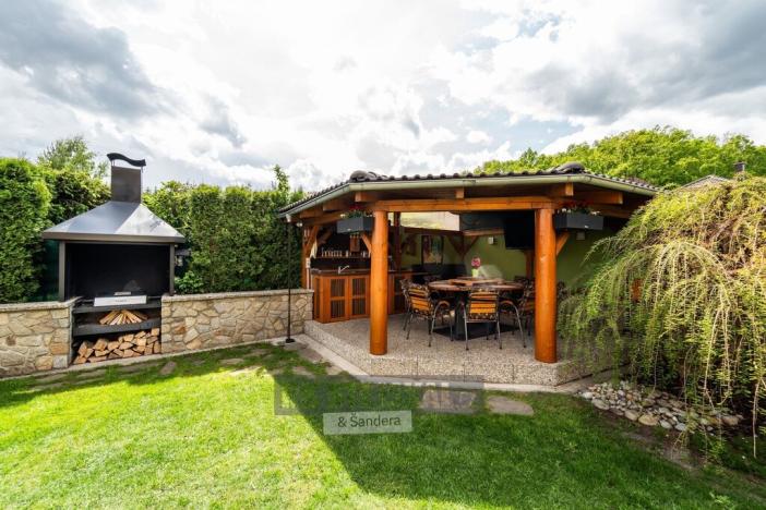 Prodej rodinného domu, Dubné, 261 m2