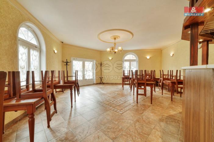 Prodej obchodního prostoru, Kynšperk nad Ohří, Maxima Gorkého, 132 m2