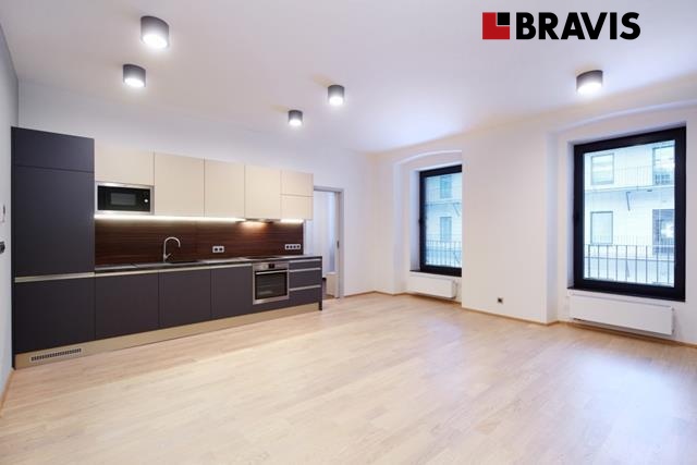 Pronájem bytu 2+kk, Brno, Jakubská, 65 m2