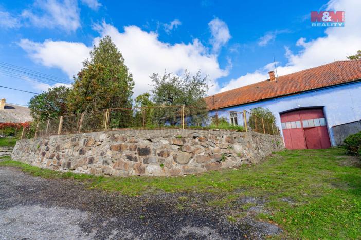 Prodej zemědělské usedlosti, Radonín, 200 m2